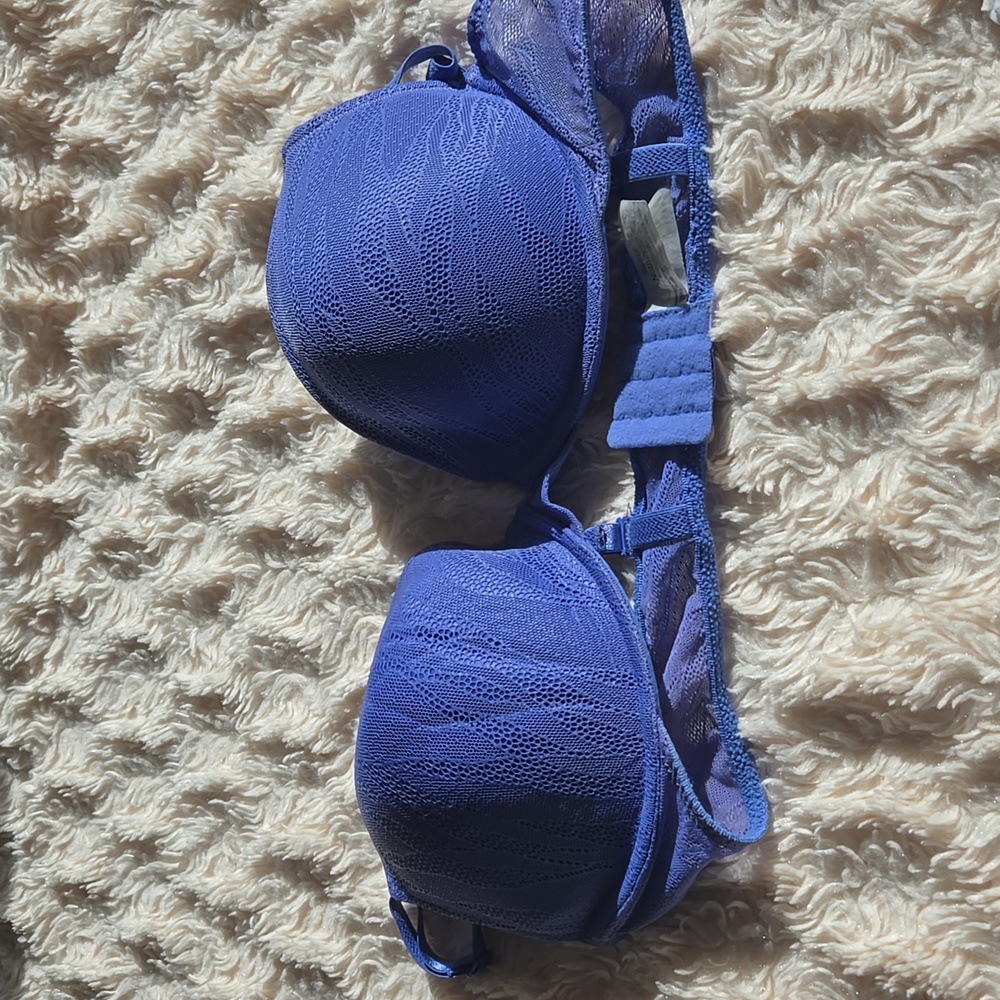 Bra Set Women's SIZE 38C - Picture 9 of 12